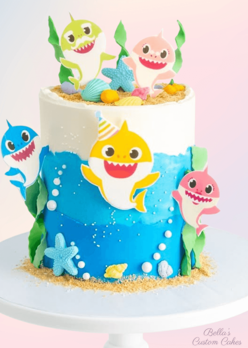 Shark cake with underwater details